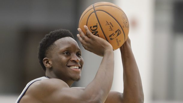 暴露出一个 暴露出一个