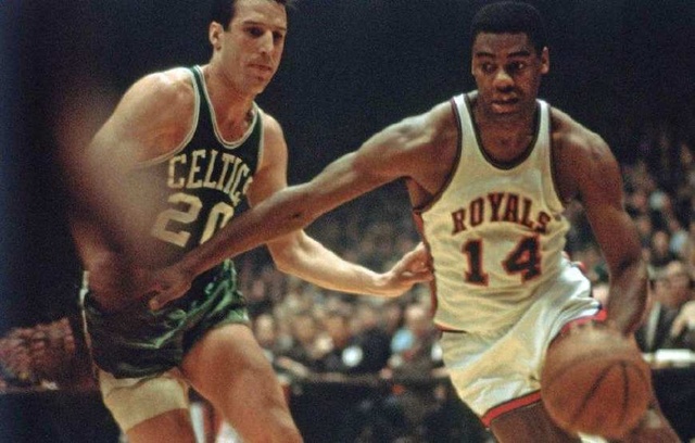 素质上均为 素质上均为